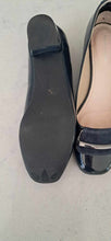 Load image into Gallery viewer, Ladies In Hand Shoes/ Judging shoes
